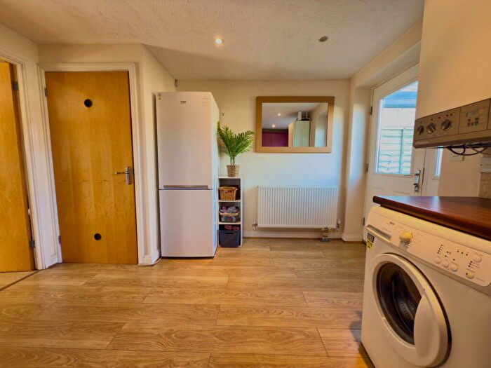 3 Bedroom Town House For Sale In Alstone Mews, Cheltenham, GL51