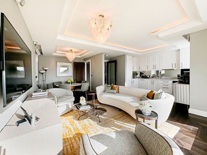 2 Bedroom Flat To Rent In Prince Of Wales Terrace, London, W8