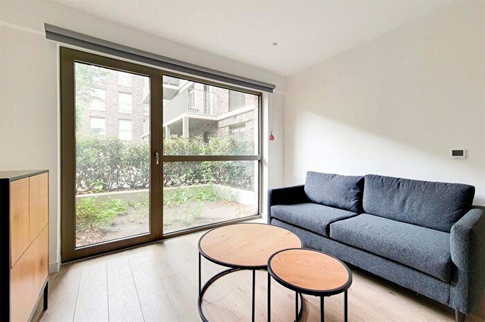 1 Bedroom Apartment To Rent In Atlantis Avenue, London, E16