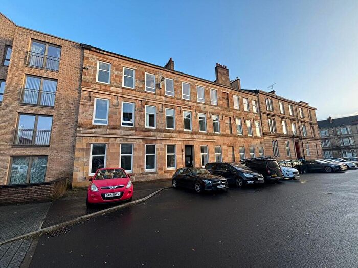 3 Bedroom Flat To Rent In Clutha Street, Glasgow City Centre, Glasgow, G51