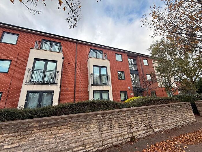 2 Bedroom Flat For Sale In Streetly Road, Erdington, Birmingham, B23