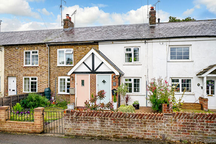1 Bedroom Terraced House For Sale In King Street, Tring, HP23