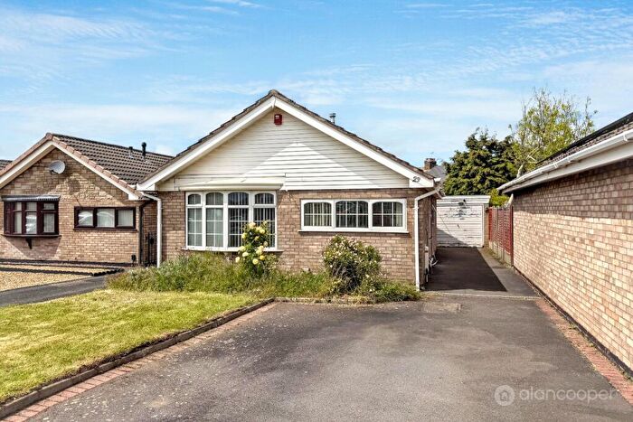 2 Bedroom Detached Bungalow For Sale In Norfolk Crescent, Lindley Park, Nuneaton, CV10