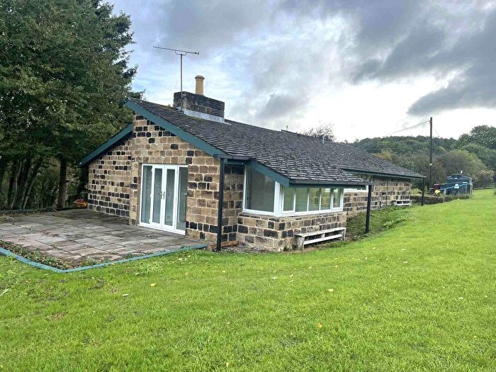 4 Bedroom Bungalow To Rent In Beighton Fields, Renishaw, Sheffield, S21