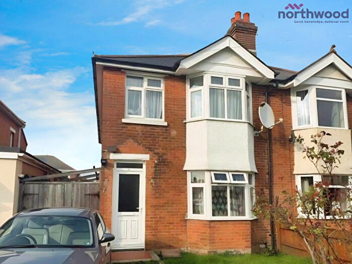 2 Bedroom Semi Detached House To Rent In South Mill Road, Regents Park, SO15