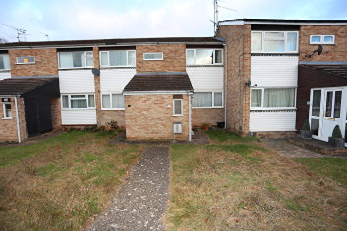 2 Bedroom Maisonette To Rent In Rickman Close, Woodley, Reading, RG5