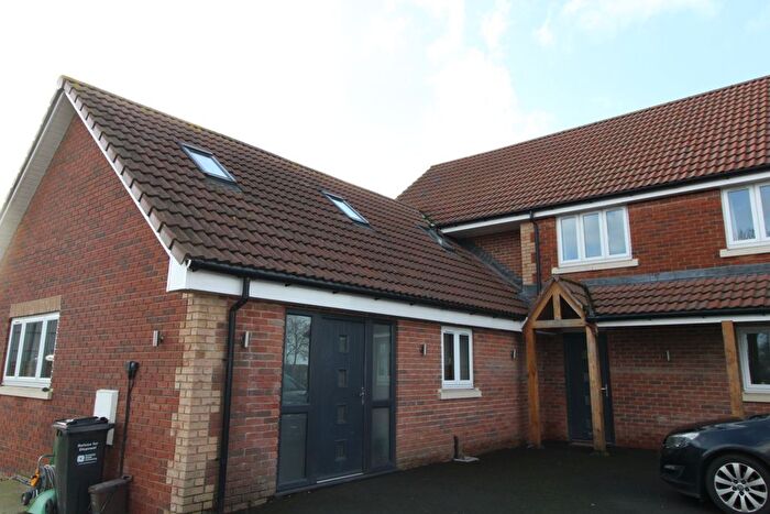 5 Bedroom Detached House To Rent In Crows Lane, Bridgwater, TA7