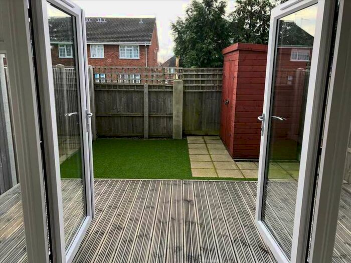 2 Bedroom Terraced House To Rent In Parkstone, BH12