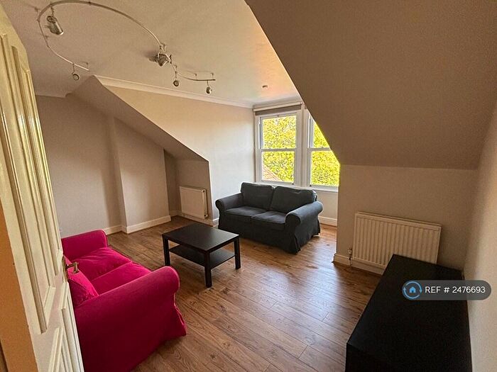 2 Bedroom Flat To Rent In Teignmouth Road, London, NW2