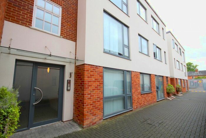 2 Bedroom Flat To Rent In Britannia Place, Reading Road, Henley-On-Thames RG9