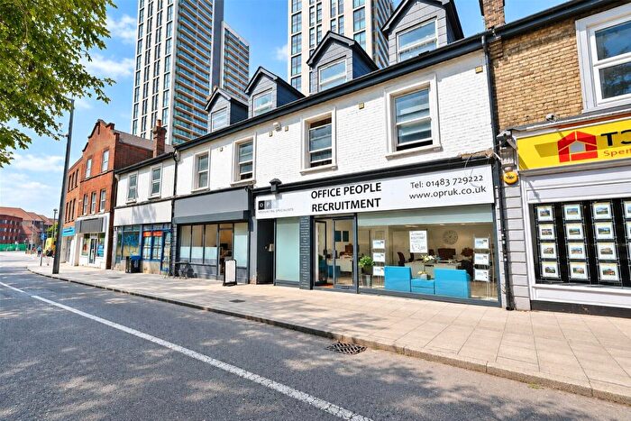 Apartment To Rent In High Street, Woking, Surrey, GU21