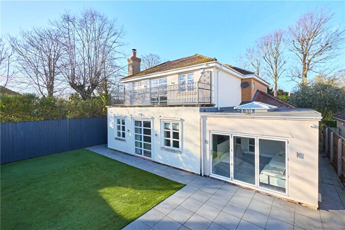 4 Bedroom Detached House For Sale In Mill Reef, Newmarket, Suffolk, CB8