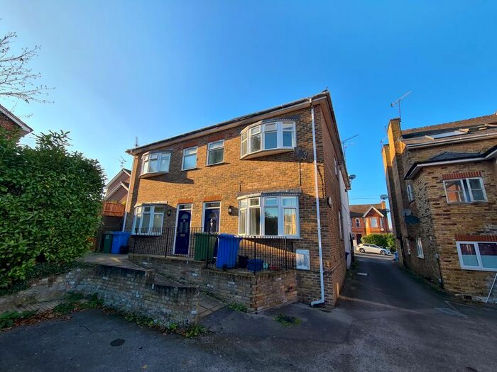 2 Bedroom Terraced House To Rent In St. Michaels Road, Aldershot GU12