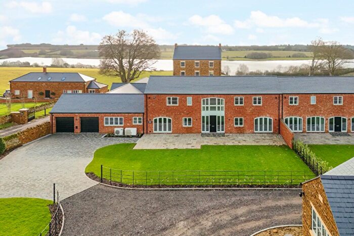 4 Bedroom Semi Detached House To Rent In Holcot Road, NN6