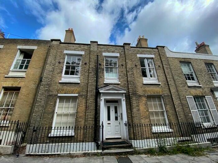 1 Bedroom Flat To Rent In Cranbury Terrace, Southampton, Hampshire, SO14