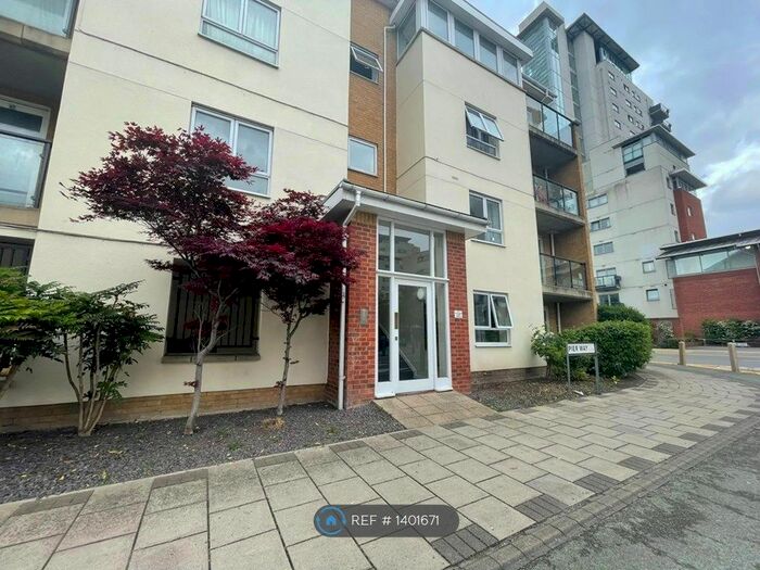 2 Bedroom Flat To Rent In Pier Way, London, SE28