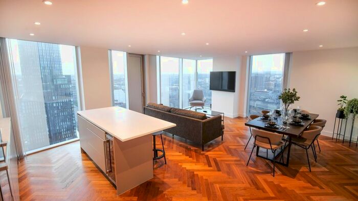 2 Bedroom Flat To Rent In Owen Street, Manchester, M15