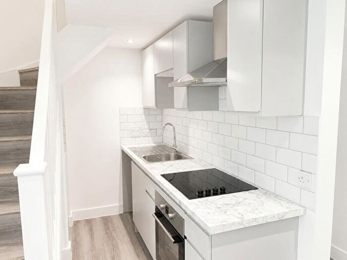 1 Bedroom Flat To Rent In College Place, Southampton, SO15