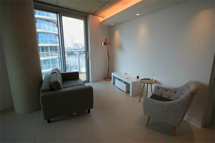1 Bedroom Flat To Rent In Hoola East Tower, Royal Docks, E16