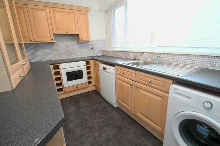 1 Bedroom Flat To Rent In Livingstone Walk, Hemel Hempstead, HP2