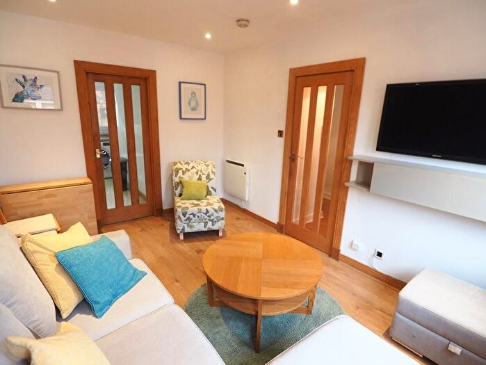 1 Bedroom Flat To Rent In Hutchison Park, Chesser, EH14