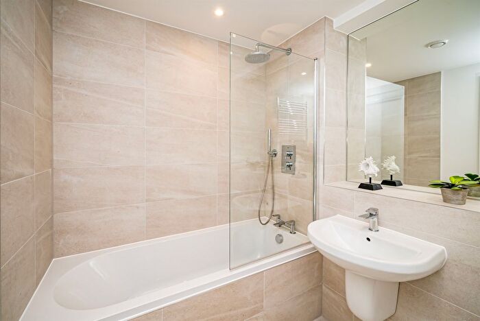 1 Bedroom Flat For Sale In New Street, Aylesbury, HP20