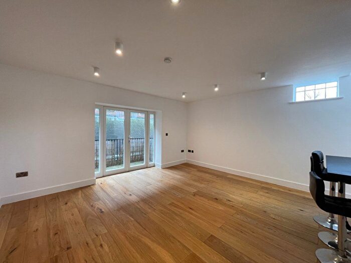 4 Bedroom Maisonette To Rent In Florence Road, Brighton, BN1