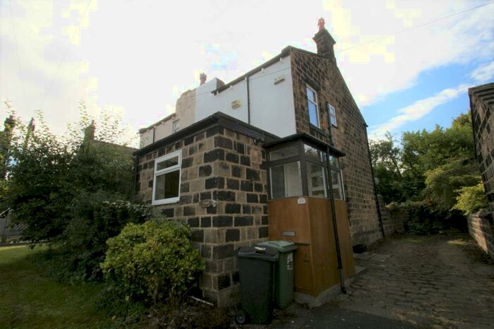 2 Bedroom Terraced House To Rent In Alma Street, Yeadon, LS19