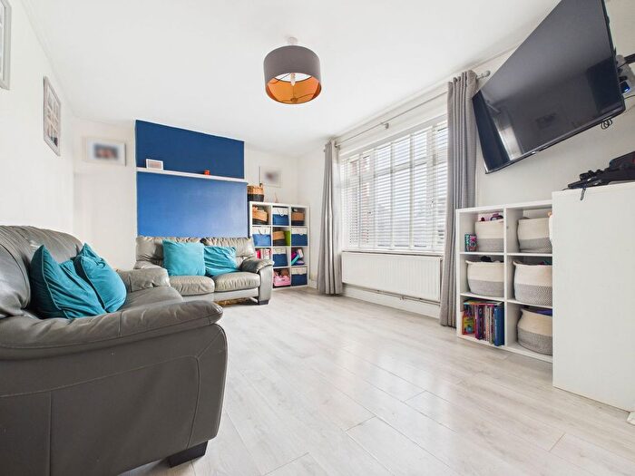 3 Bedroom Terraced House For Sale In Peveril Close, Sompting, BN15