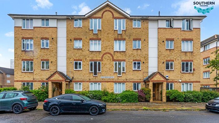 1 Bedroom Flat For Sale In Elizabeth House, Enterprize Way, Deptford, London, SE8