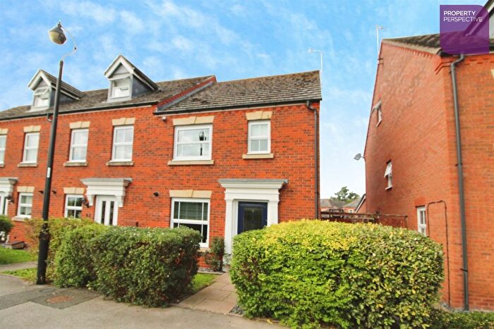 3 Bedroom End Terrace House For Sale In Wellesbourne Road, CV35