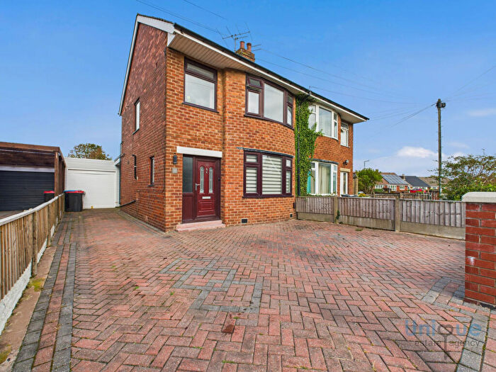 3 Bedroom Semi-Detached House For Sale In Briar Road, Thornton-Cleveleys, FY5
