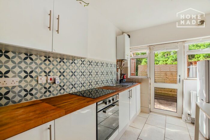 1 Bedroom Flat To Rent In Herbert Road, London, SE18