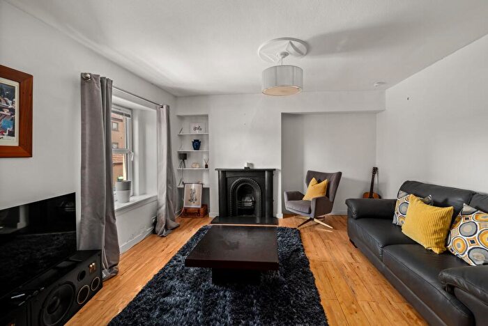 2 Bedroom Maisonette For Sale In B Church Street, Broughty Ferry, DD5