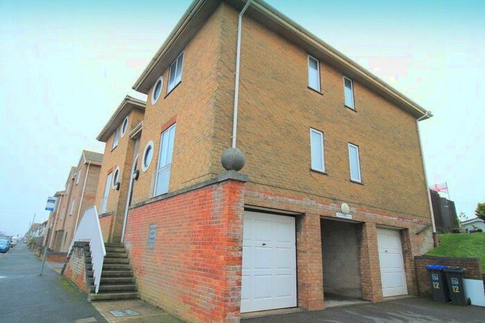1 Bedroom Apartment To Rent In Southbank Court, Brighton Road, Lancing, West Sussex, BN15