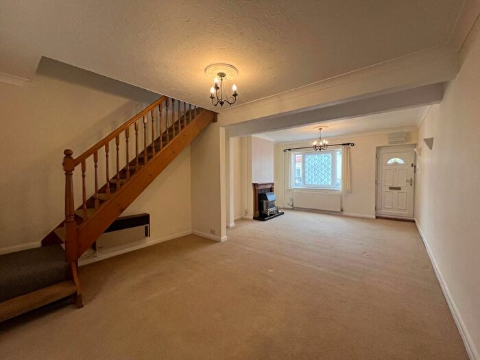 2 Bedroom Terraced House To Rent In Ferndale, Swindon, SN2