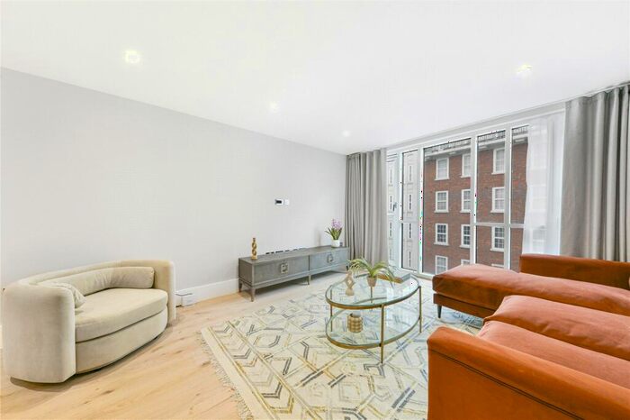 3 Bedroom Apartment To Rent In Baker Street, London, NW1
