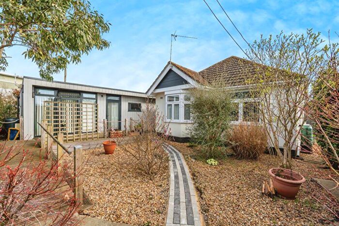 3 Bedroom Detached Bungalow For Sale In Gover Road, Southampton, SO16