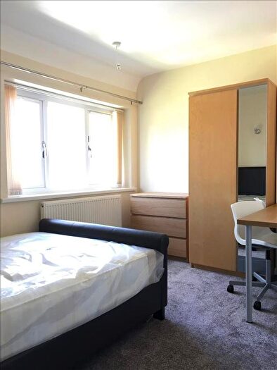 4 Bedroom Detached House To Rent In Middleton Boulevard, NG8