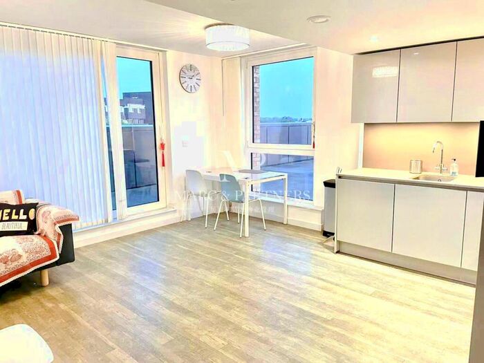 2 Bedroom Apartment To Rent In Gothenburg Court, Bailey Street, London, SE8