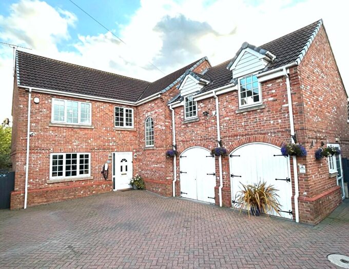 4 Bedroom Detached House For Sale In Mulberry Court, Misson, Doncaster, DN10