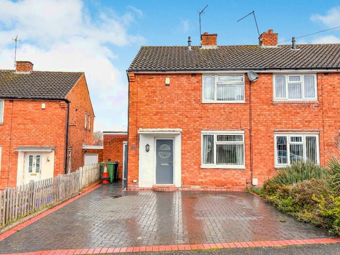 2 Bedroom Semi-Detached House To Rent In Larch Road, Kingswinford, DY6