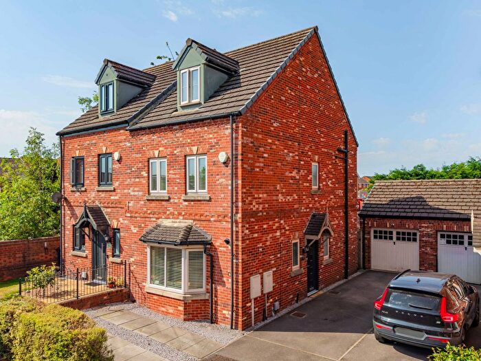 4 Bedroom Semi Detached House For Sale In Progress Drive, Bramley, Rotherham, S66