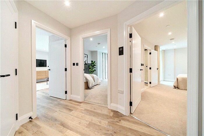 2 Bedroom Apartment For Sale In Tweedy Road, Bromley, BR1