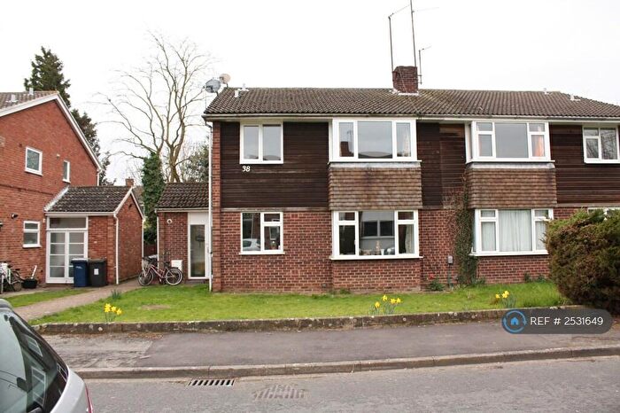 2 Bedroom Flat To Rent In Chatsworth Avenue, Cambridge, CB4