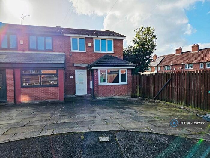 2 Bedroom End Of Terrace House To Rent In Marford Close, Manchester, M22