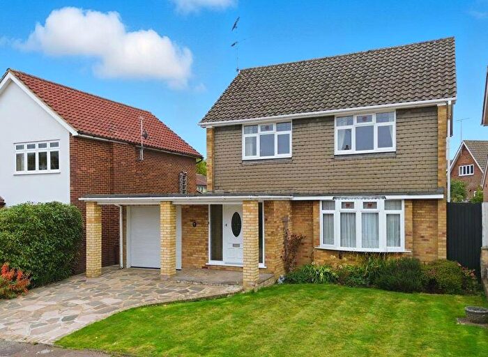 3 Bedroom Detached House For Sale In Mills Way, Hutton Brentwood, CM13