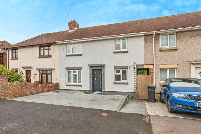 2 Bedroom Terraced House For Sale In Sudbury Road, Portsmouth, Hampshire, PO6