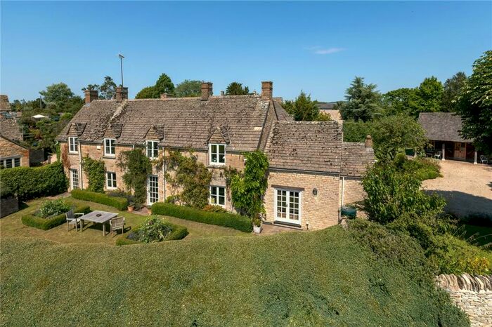 5 Bedroom Detached House For Sale In The Green, Bledington, Chipping Norton, Oxfordshire, OX7