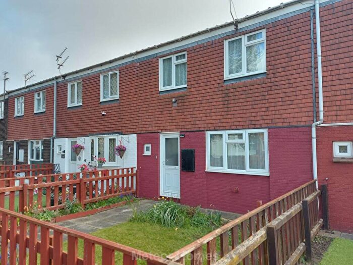 3 Bedroom Terraced House For Sale In Ravenspurn Way, Grimsby, DN31
